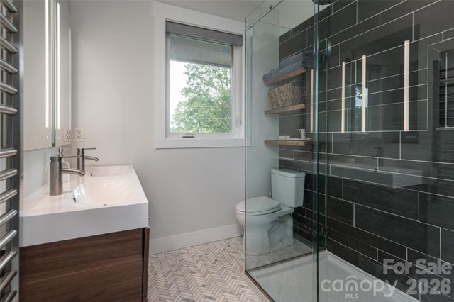 322 Windswept Drive, Asheville, NC 28801