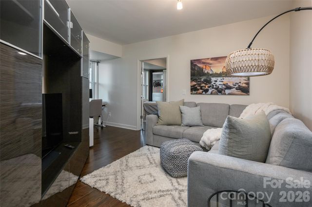 322 Windswept Drive, Asheville, NC 28801