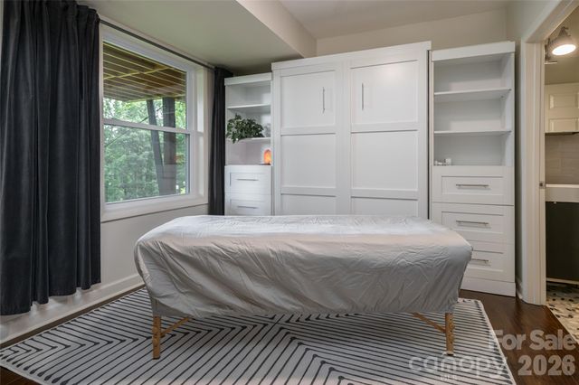 322 Windswept Drive, Asheville, NC 28801