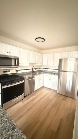 604 Bayview Point 604, Schaumburg, IL 60194