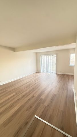 604 Bayview Point 604, Schaumburg, IL 60194