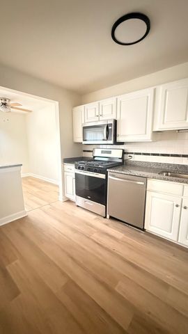 604 Bayview Point 604, Schaumburg, IL 60194