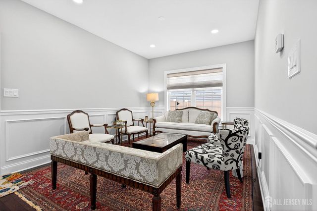 51 Runyon Avenue, Edison, NJ 08817