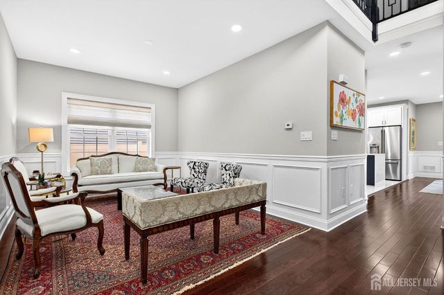 51 Runyon Avenue, Edison, NJ 08817