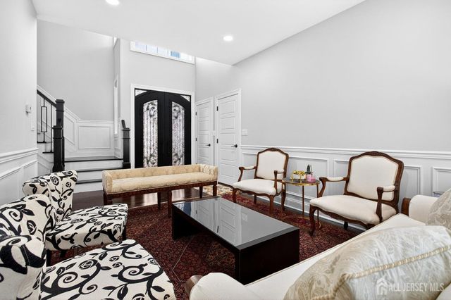51 Runyon Avenue, Edison, NJ 08817
