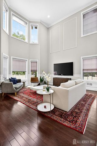 51 Runyon Avenue, Edison, NJ 08817