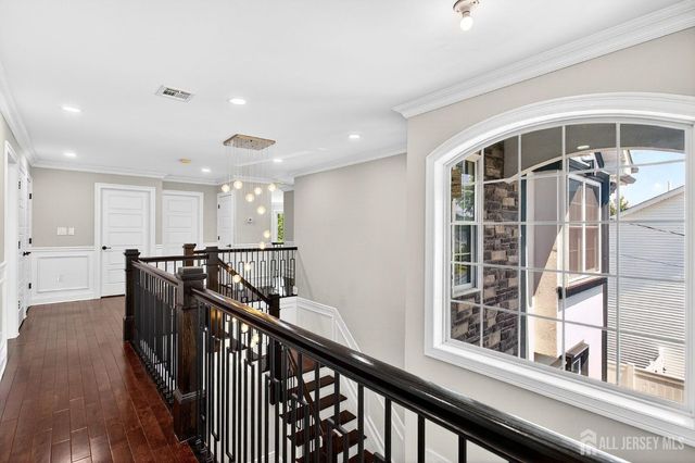 51 Runyon Avenue, Edison, NJ 08817