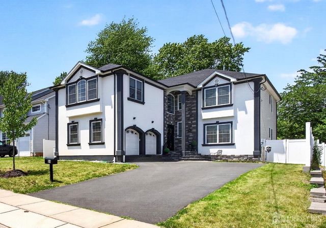 51 Runyon Avenue, Edison, NJ 08817