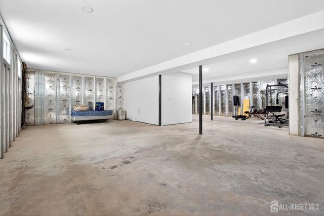 51 Runyon Avenue, Edison, NJ 08817