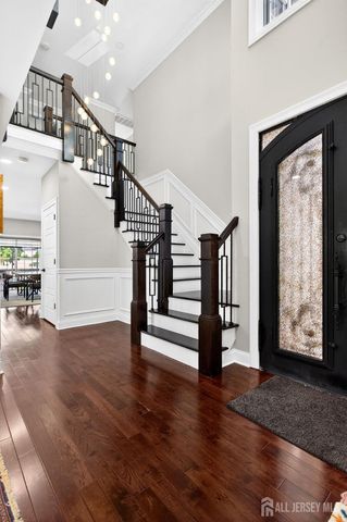 51 Runyon Avenue, Edison, NJ 08817