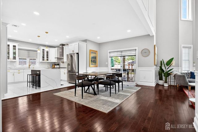 51 Runyon Avenue, Edison, NJ 08817