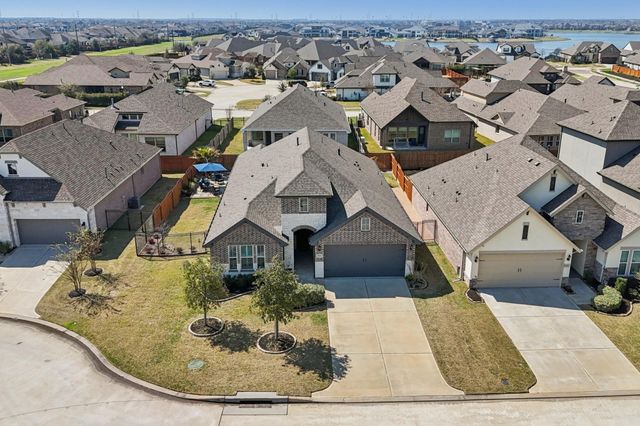 10611 Heather Berry Lane, Cypress, TX 77433