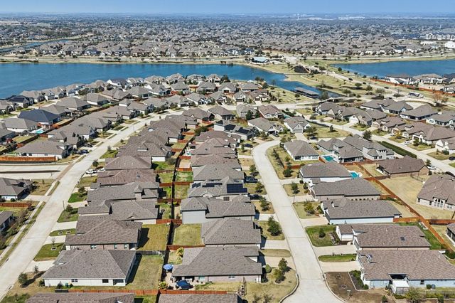 10611 Heather Berry Lane, Cypress, TX 77433