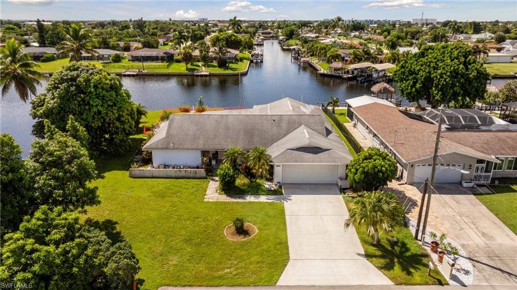928 SE 43rd ST, CAPE CORAL, FL 33904 — photo 3