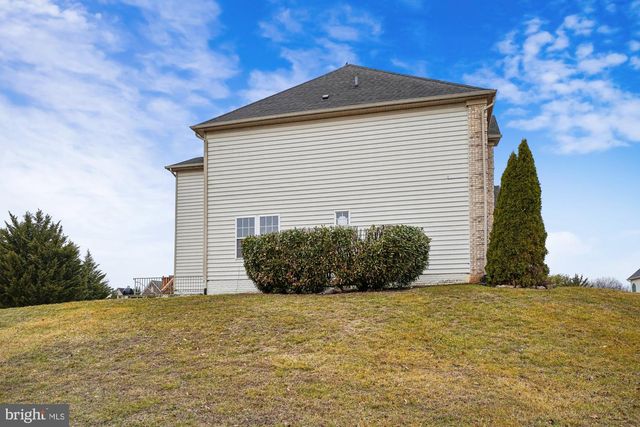 13827 KIALANI DR, Hagerstown, MD 21742