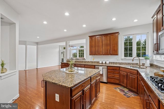 13827 KIALANI DR, Hagerstown, MD 21742