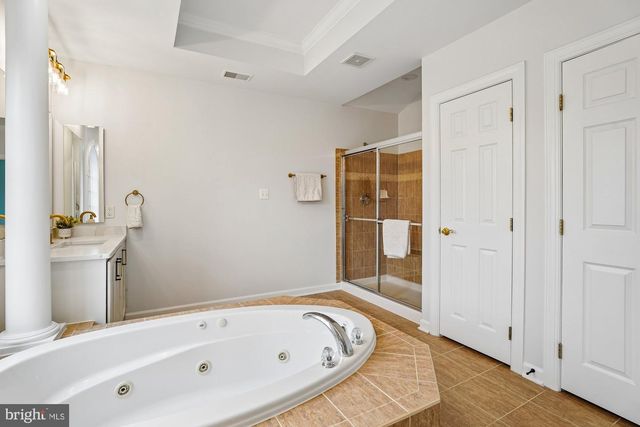 13827 KIALANI DR, Hagerstown, MD 21742