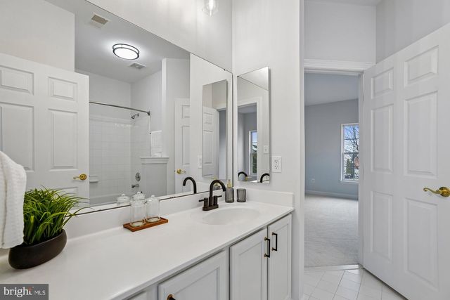 13827 KIALANI DR, Hagerstown, MD 21742