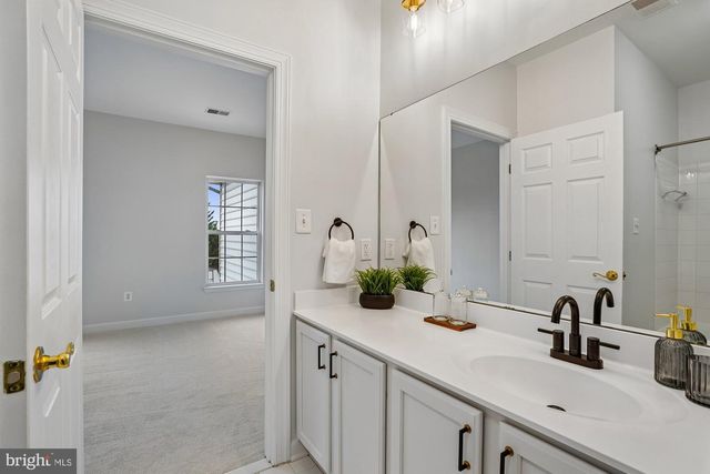 13827 KIALANI DR, Hagerstown, MD 21742