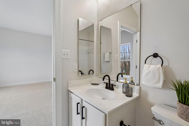 13827 KIALANI DR, Hagerstown, MD 21742