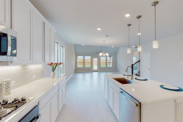 3704 Bluestem Boulevard, Denton, TX 76226