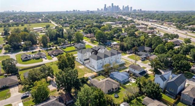 6533 Goldspier St, Houston, TX 77091