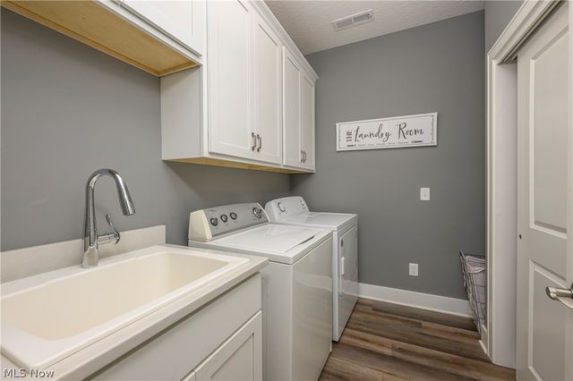 1970 Hawthorn Court, North Canton, OH 44720
