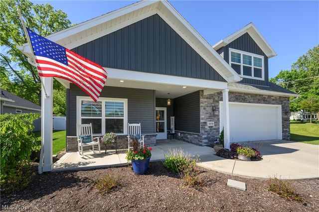 1970 Hawthorn Court, North Canton, OH 44720