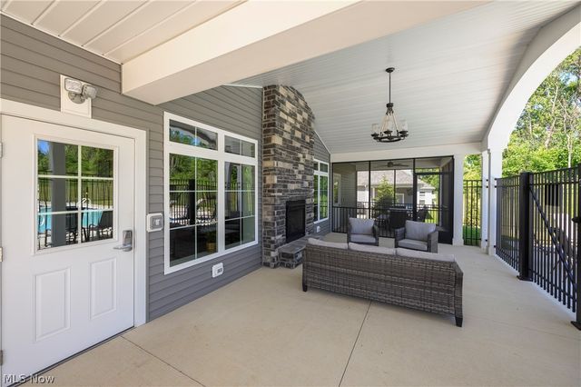 1970 Hawthorn Court, North Canton, OH 44720
