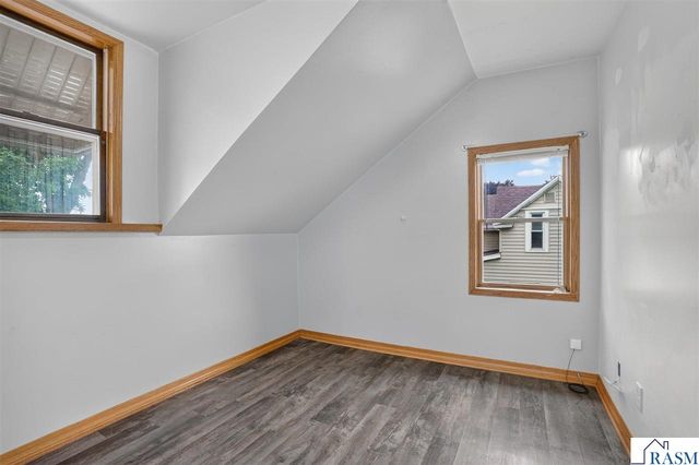 1423 N 2nd Street, Mankato, MN 56001