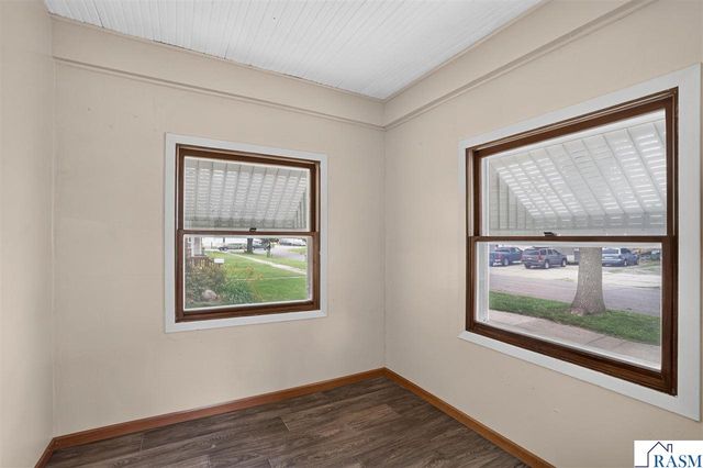 1423 N 2nd Street, Mankato, MN 56001