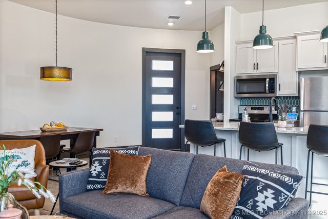 448621 E 979 Road, Vian, OK 74962