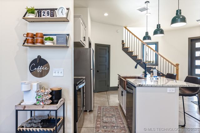 448621 E 979 Road, Vian, OK 74962