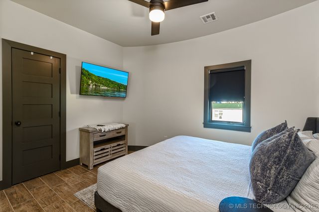 448621 E 979 Road, Vian, OK 74962