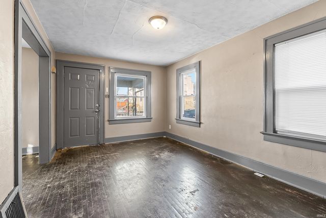 1024 Eckart Street, Fort Wayne, IN 46806