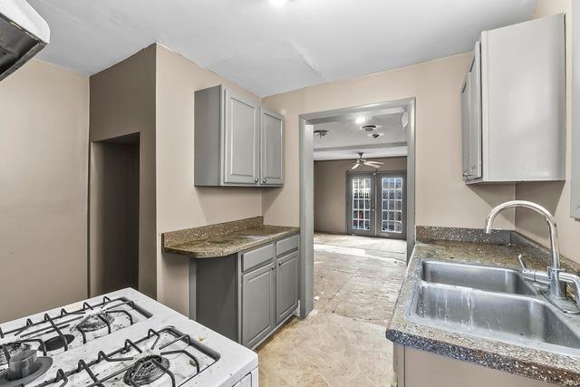 1024 Eckart Street, Fort Wayne, IN 46806