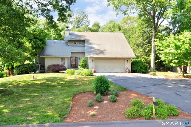 11 Rocco Road, Bolton, CT 06043