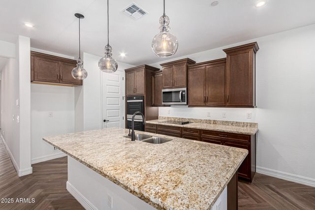 33395 N 132ND Drive, Peoria, AZ 85383