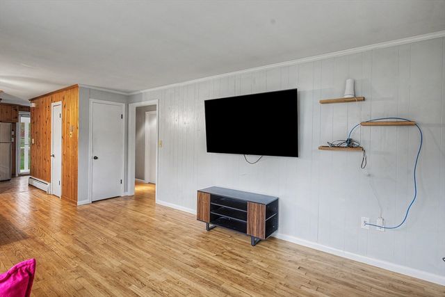 91 Lincoln Ave, Holden, MA 01520