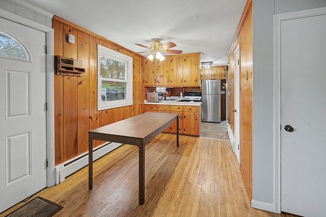 91 Lincoln Ave, Holden, MA 01520