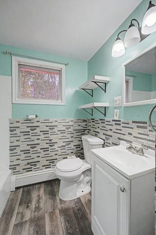 91 Lincoln Ave, Holden, MA 01520