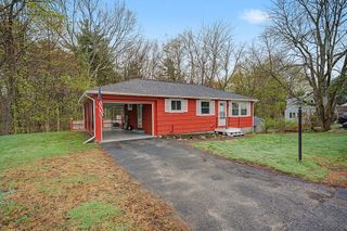 91 Lincoln Ave, Holden, MA 01520