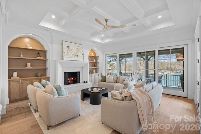 101 S Longfellow Lane, Mooresville, NC 28117