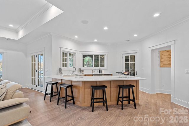 101 S Longfellow Lane, Mooresville, NC 28117