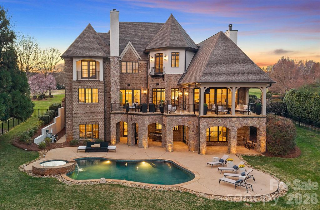 101 S Longfellow Lane, Mooresville, NC 28117