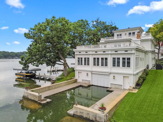 W5357 Lauderdale DRIVE, Elkhorn, WI 53121