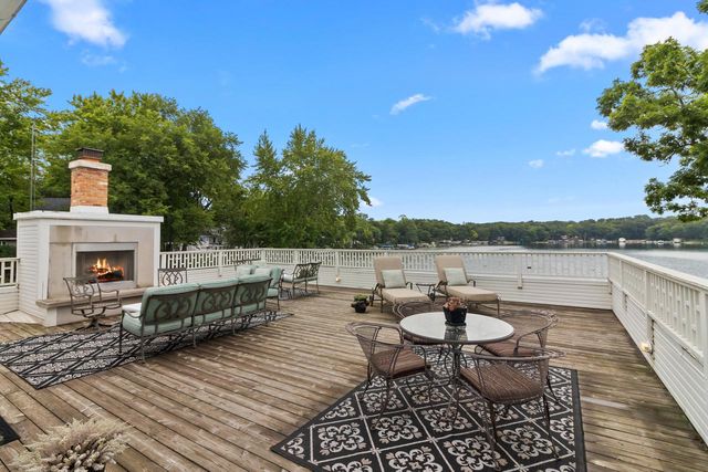 W5357 Lauderdale DRIVE, Elkhorn, WI 53121