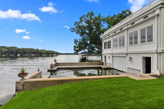 W5357 Lauderdale DRIVE, Elkhorn, WI 53121
