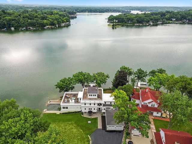 W5357 Lauderdale DRIVE, Elkhorn, WI 53121