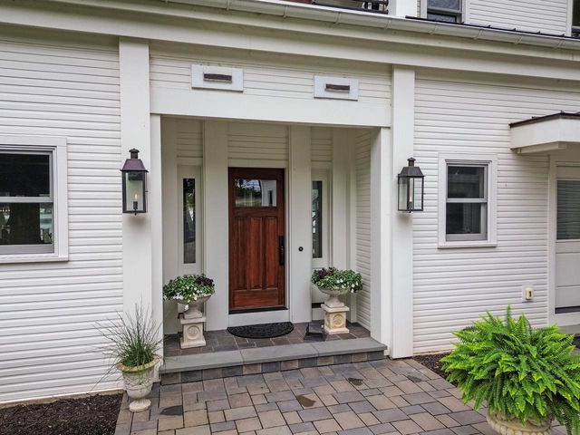 W5357 Lauderdale DRIVE, Elkhorn, WI 53121